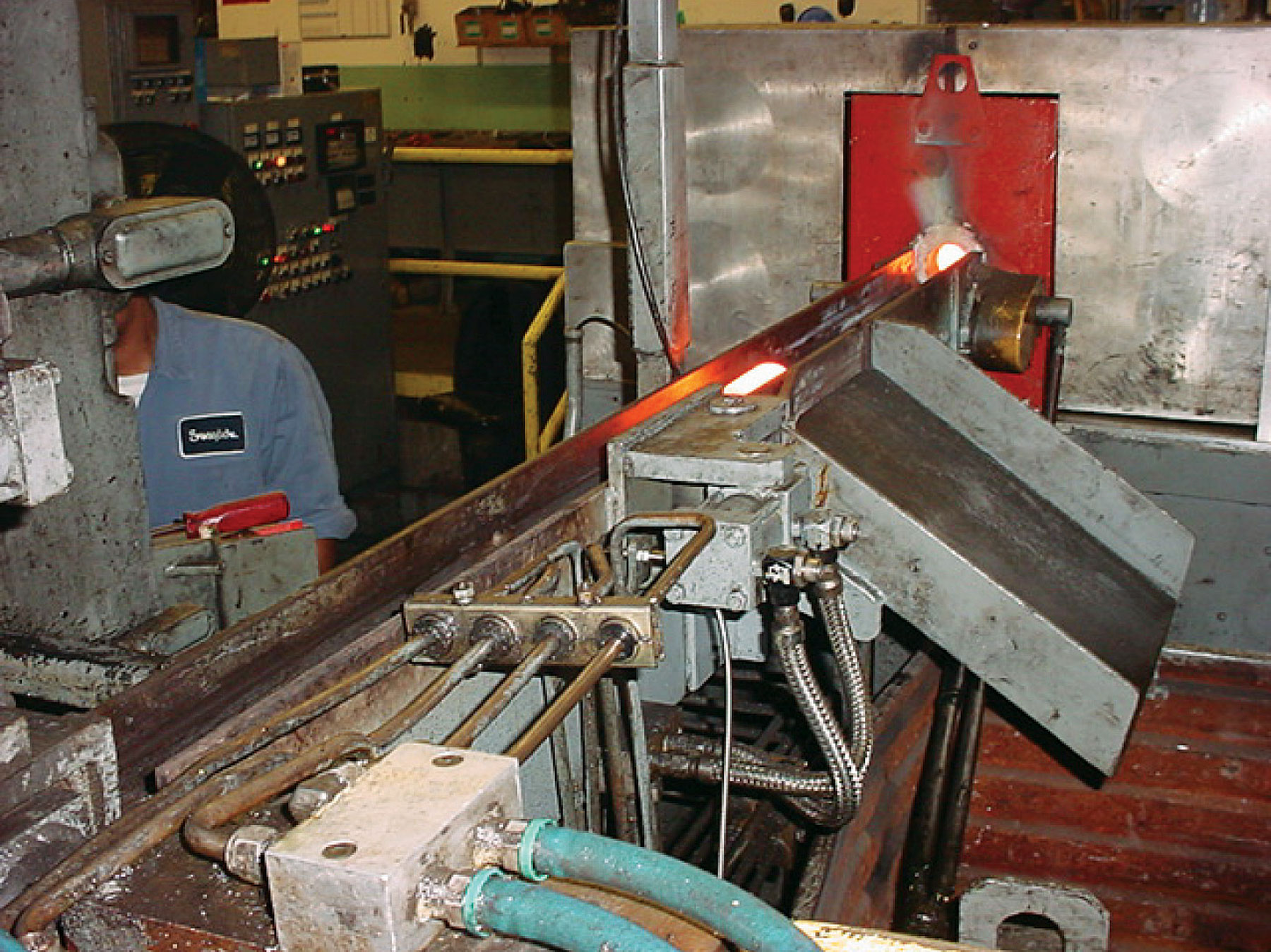 Gate to discard billets with too high or too low temperatures.